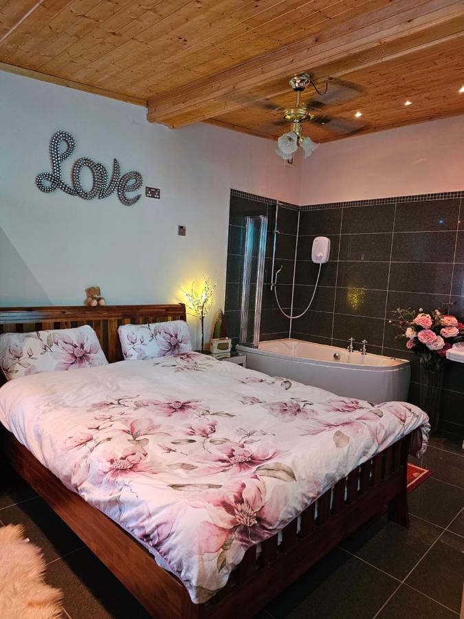 דירות קלונמל Baron Park House מראה חיצוני תמונה